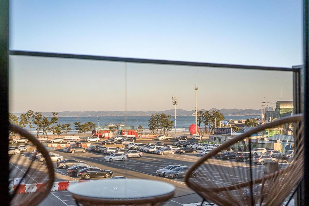 Browndot Terrace Pohang Passenger Terminal Екстер'єр фото